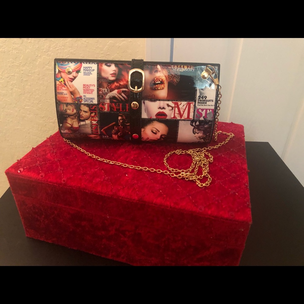 Purse - Picture 7 of 8